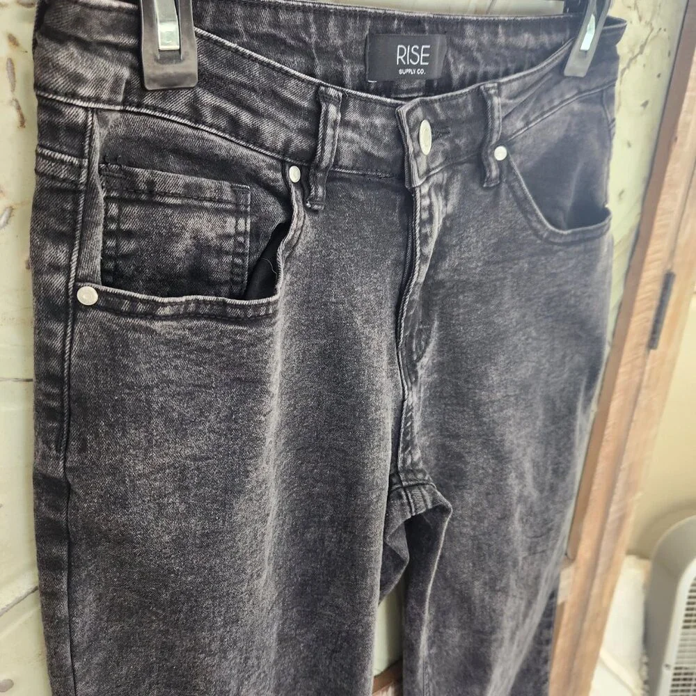 Rise Supply Co Black Acid Wash Stretch Mid-Rise Straight Leg Jeans | Size 7